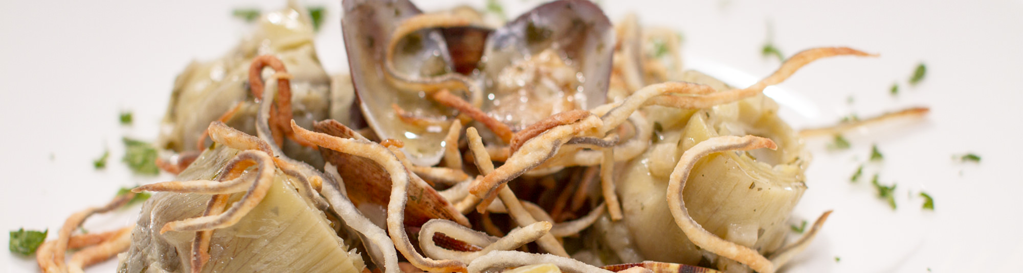 Alcachofas en Salsa Verde