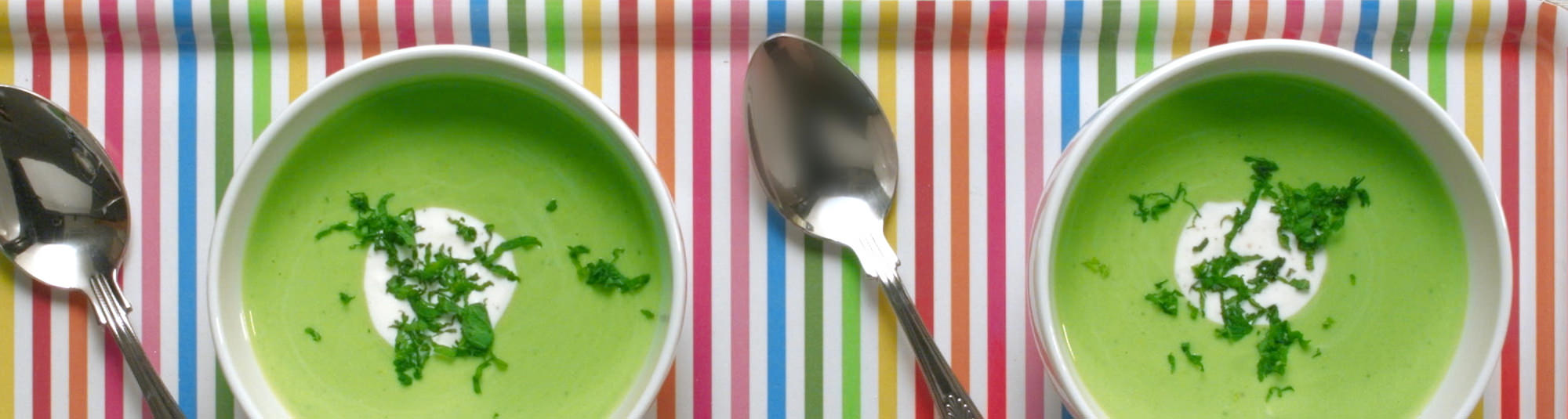 Receta de crema fría de guisantes con yogur