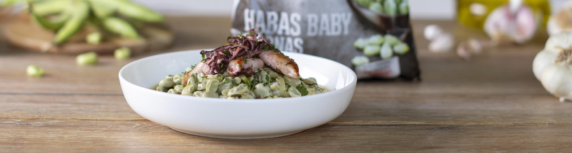 Receta de habitas con chipirones