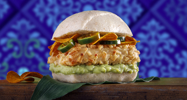 Hamburguesa con pescado con guacamole Conquistador