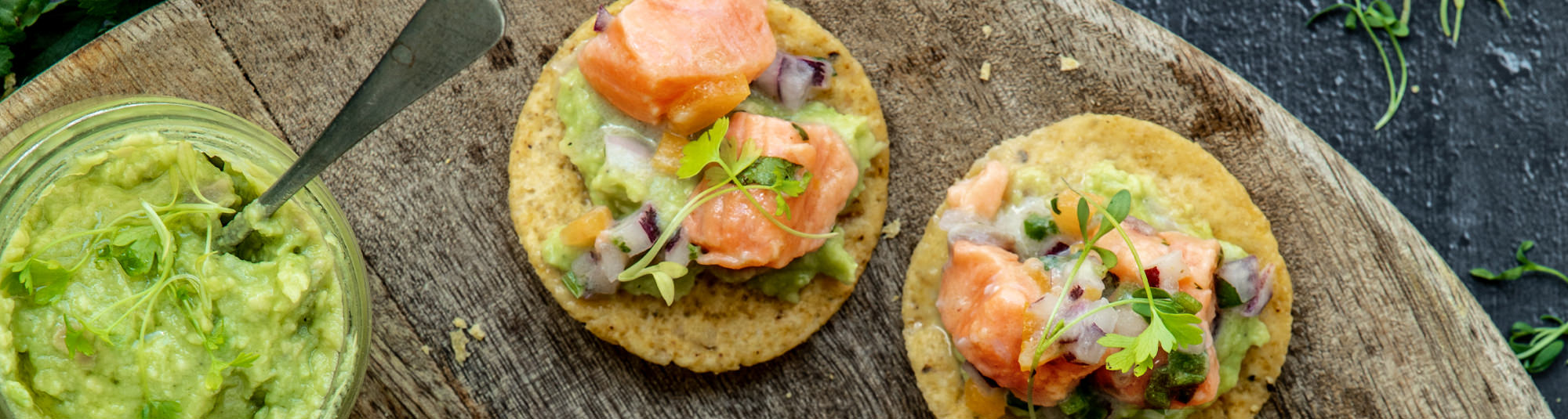 Tacos de Salmón con Guacamole