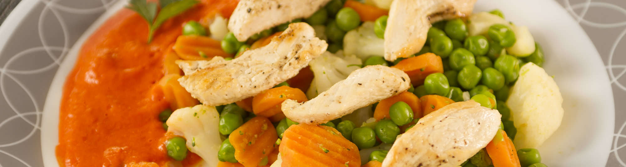 Receta de Verduras con Pollo y Salsa de Piquillo