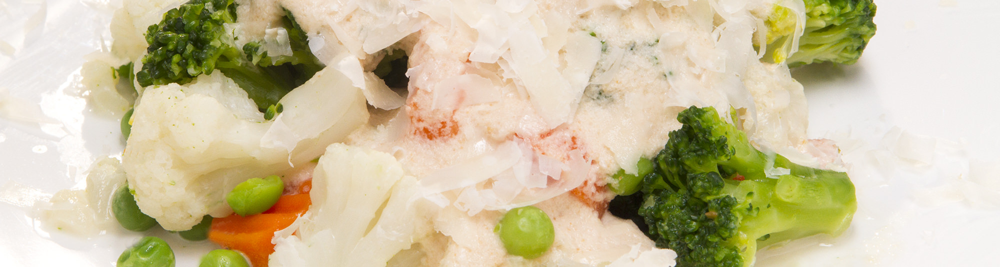 Verduras al Vapor con Bechamel de Almendras